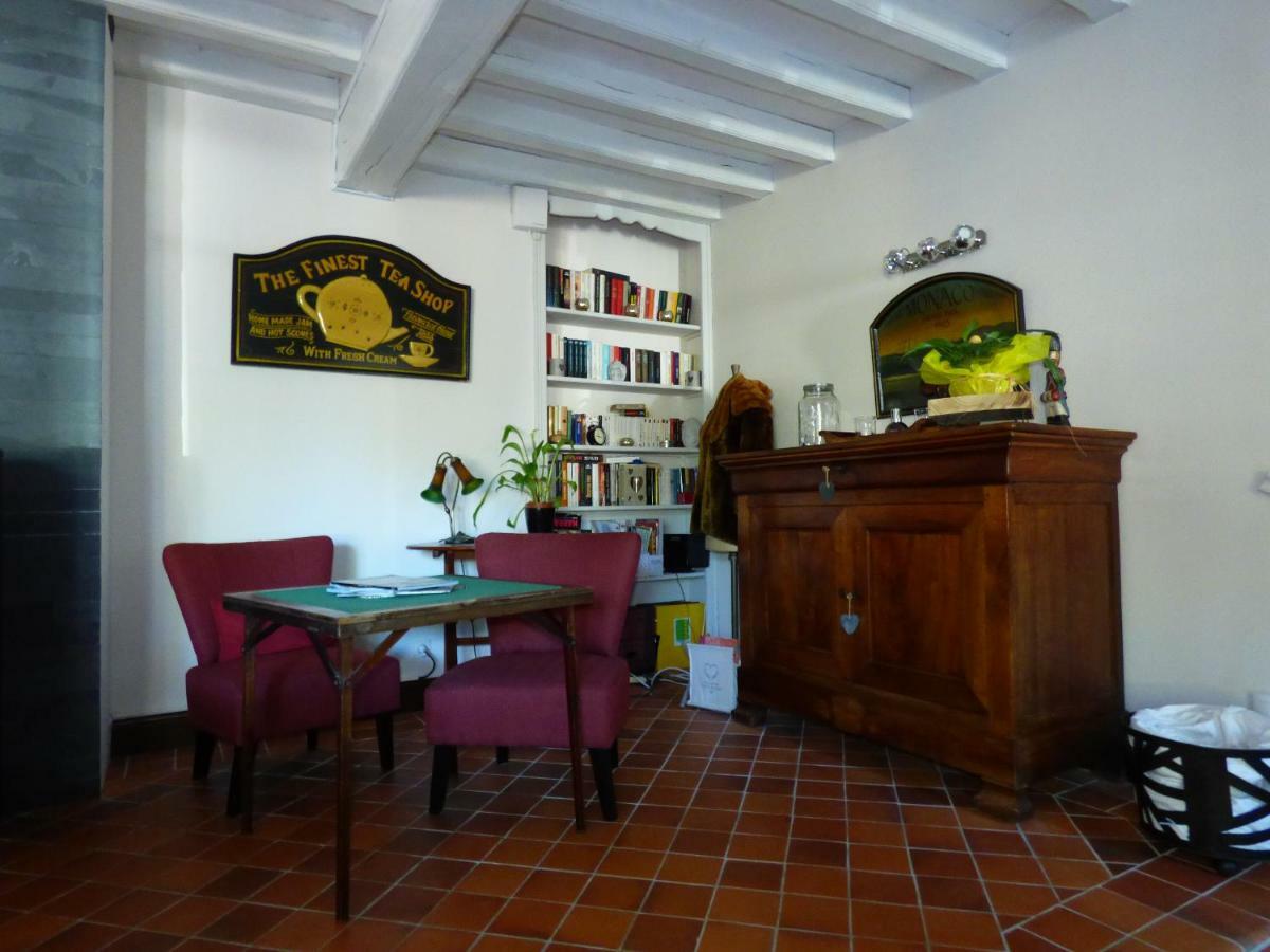 Chambres D'Hotes Les Muscaris Feins-en-Gatinais Exterior photo